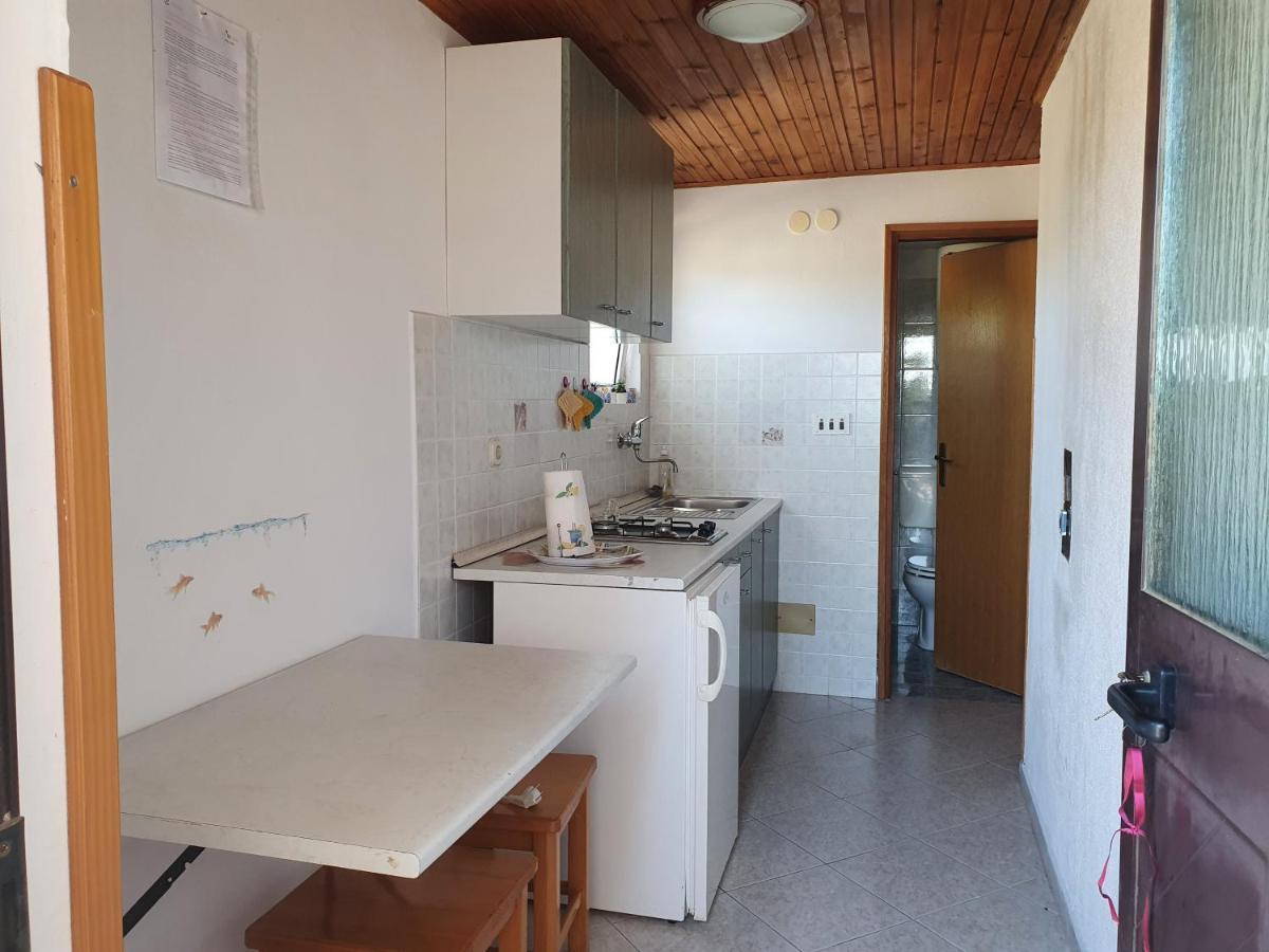 Apartman Letizia Apartman Ustrine Kültér fotó